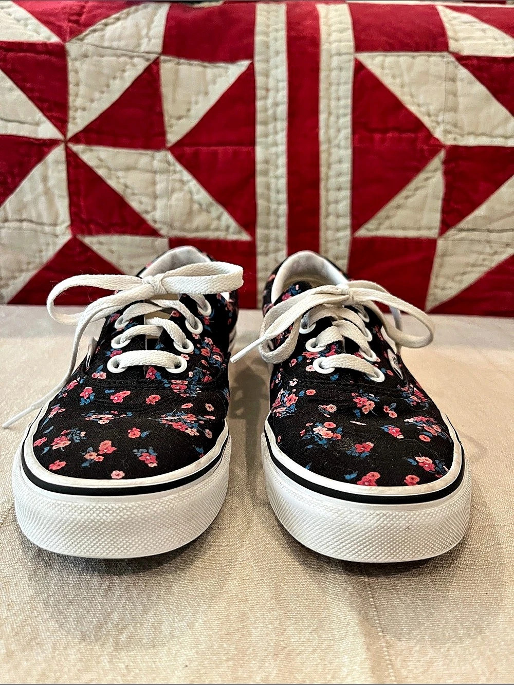 Vans Era Ditsy Floral Sneakers Black & White US Women’s 5.5